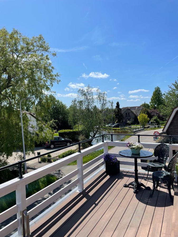 The Lake Inn Nieuwkoop Eksteriør billede